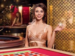ayo168 live casino dengan dealer sungguhan tersedia 24 jam untuk pemain Indonesia